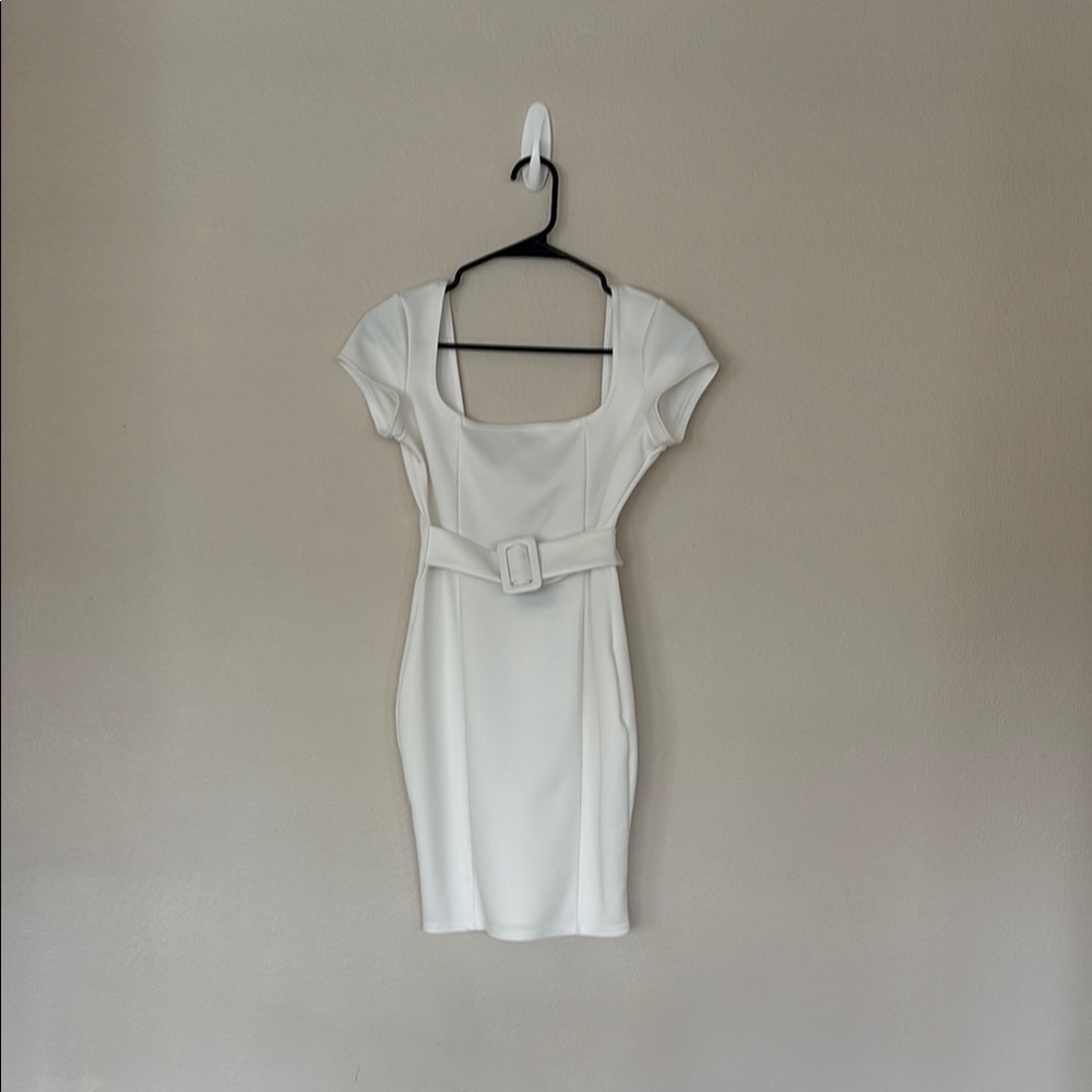 White Mini Bodycon Dress with Puff Sleeves and Square Neckline
